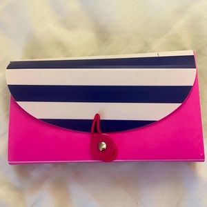 Index card organizer